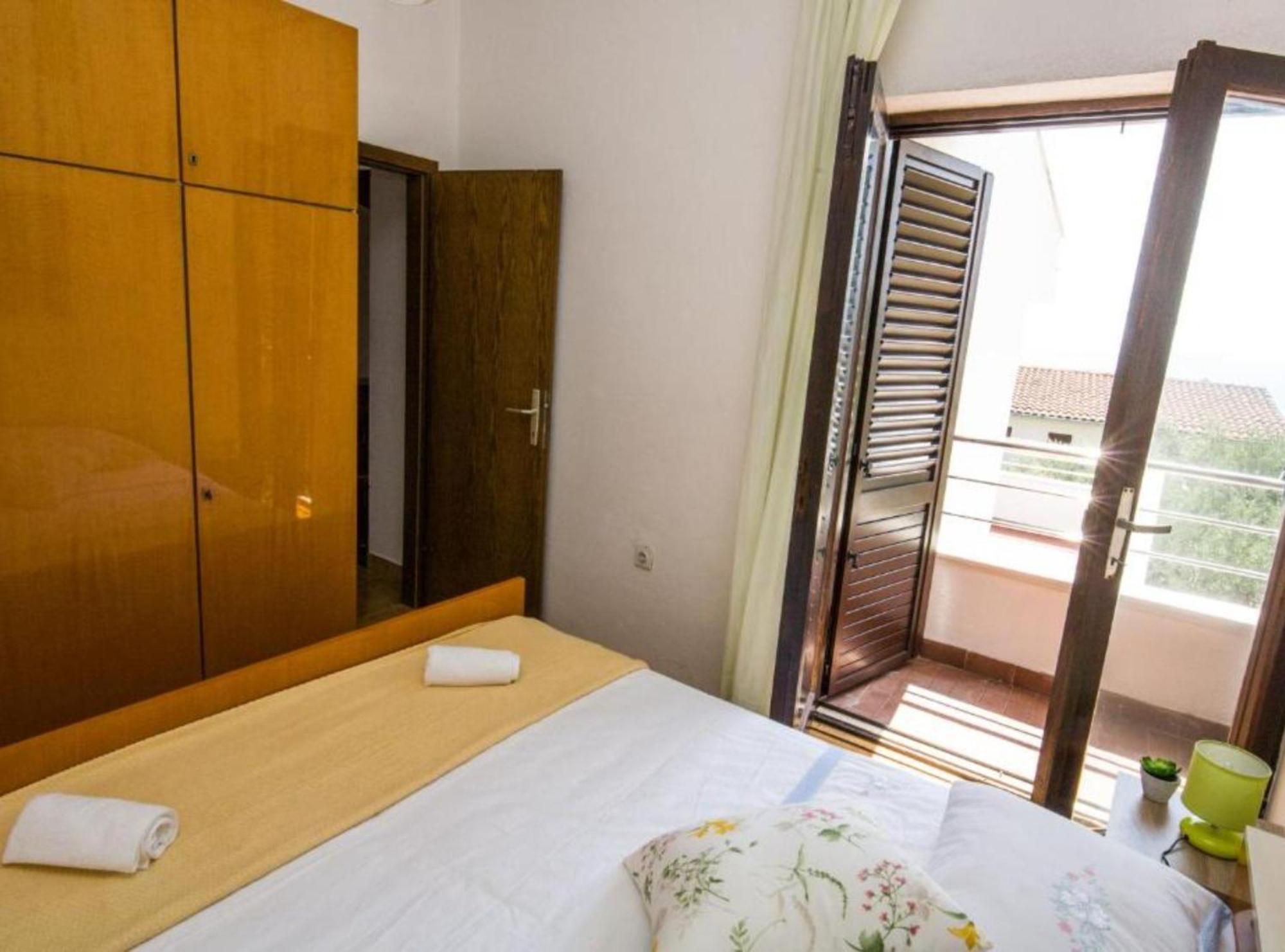 Apartment Darmy Трогір Екстер'єр фото